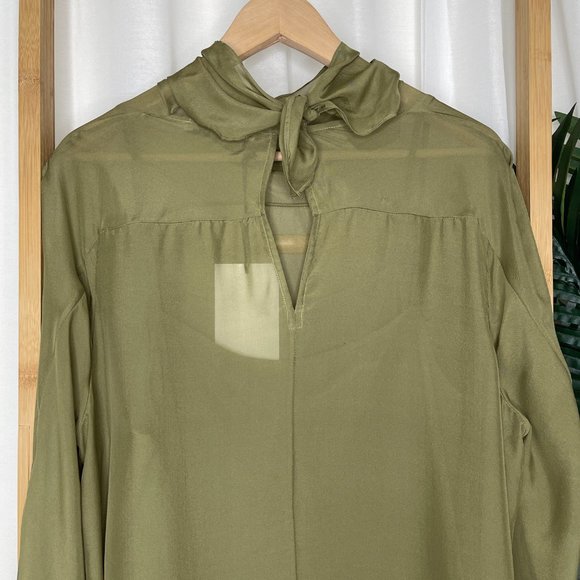 SOLD Camilla and Marc Sage Green Silk Essie Top Blouse Size 14 - Picture 8 of 14